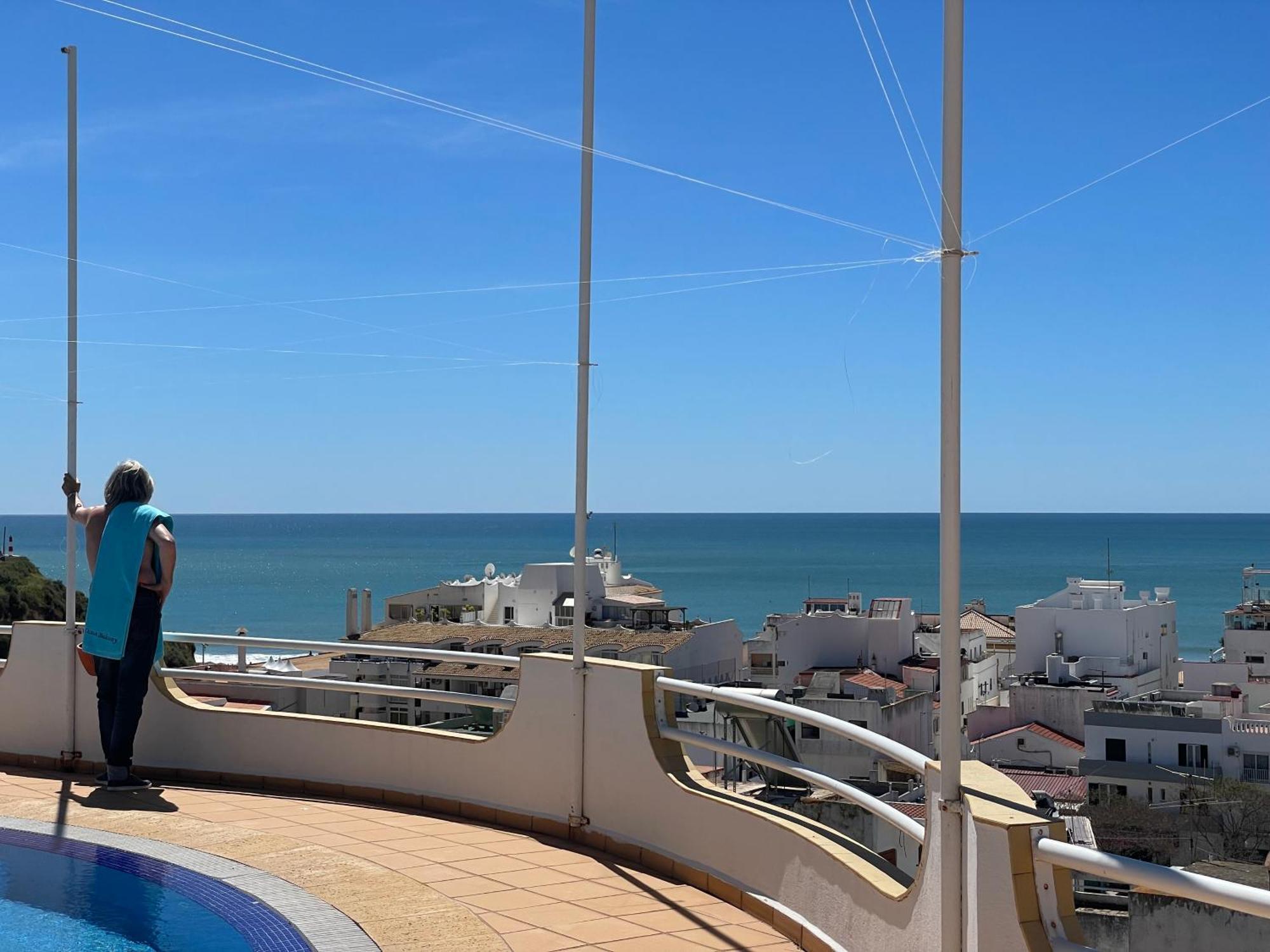 Ocean Balcony Apartment Albufeira Ngoại thất bức ảnh